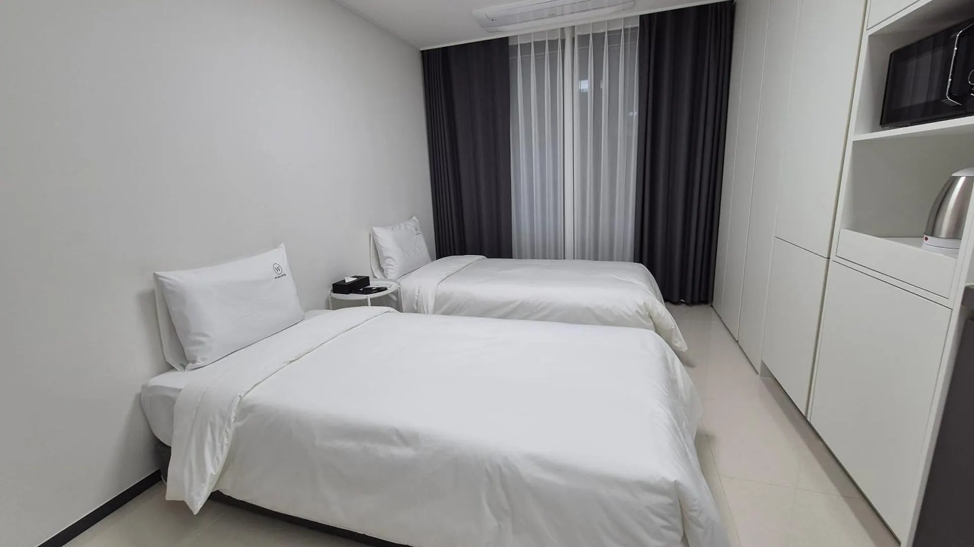Apartment W Stay Hotel Busan City Hall