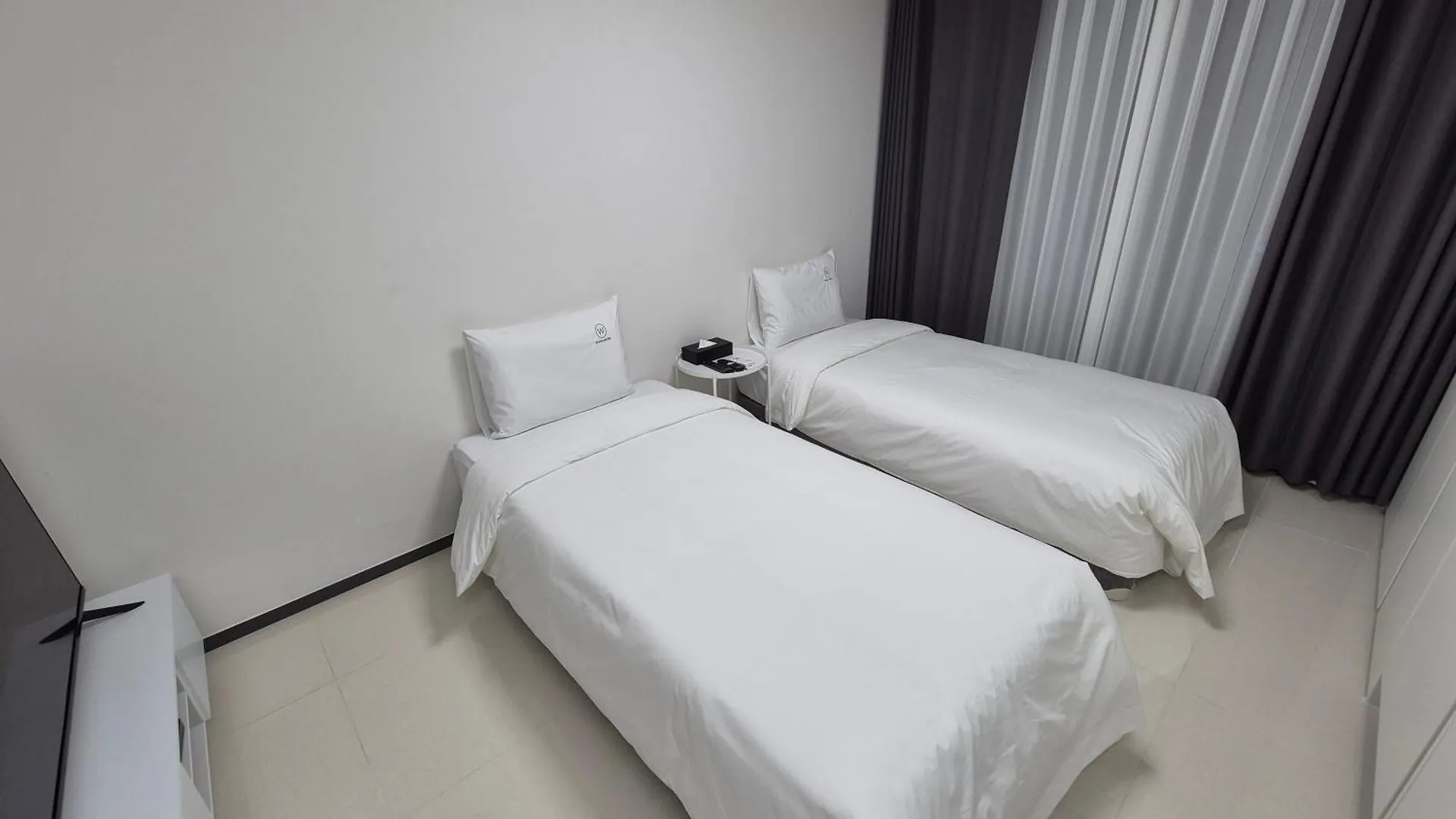 Apartment W Stay Hotel Busan City Hall