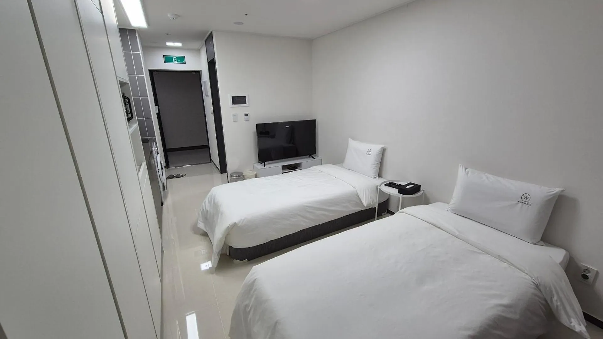 Apartment W Stay Hotel Busan City Hall