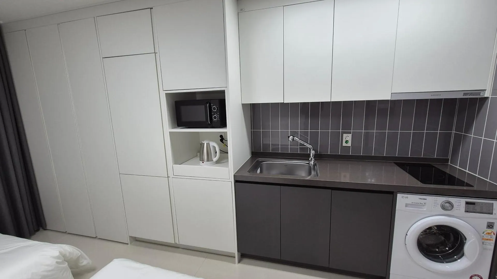 Apartment W Stay Hotel Busan City Hall