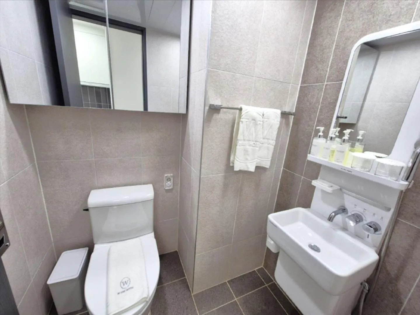 Apartment W Stay Hotel Busan City Hall
